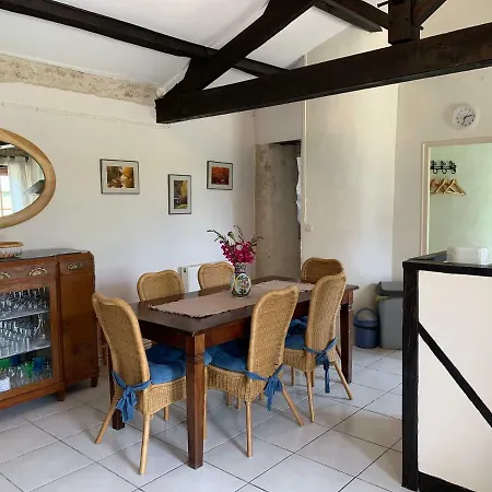 Chez Sarrazin * Brossac