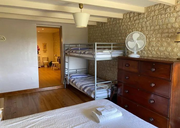 Chez Sarrazin Сasa de vacaciones *